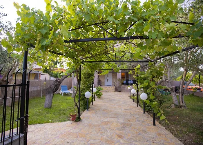 Halkidiki Апартаменты *